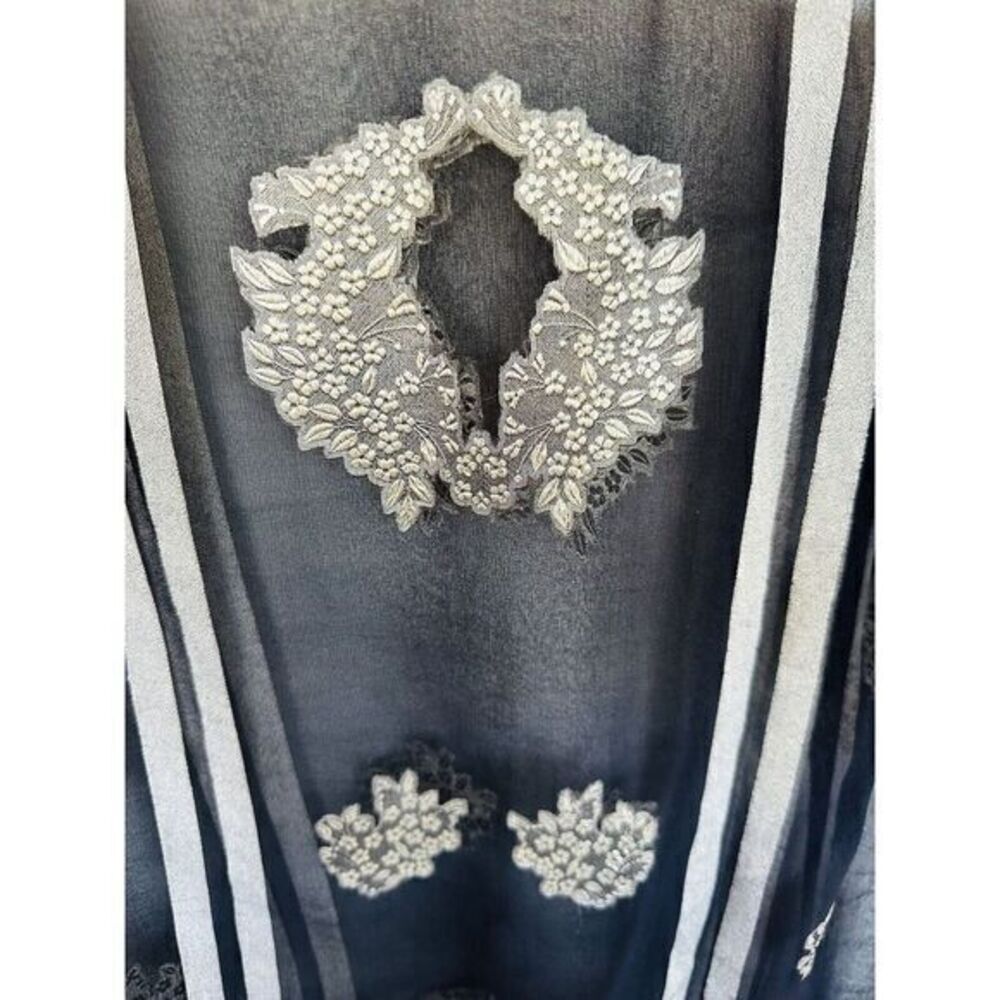 Vintage Black Silver Jacquard Baar Beards Hand Rolled Silk Rayon‎ Blend 19x46